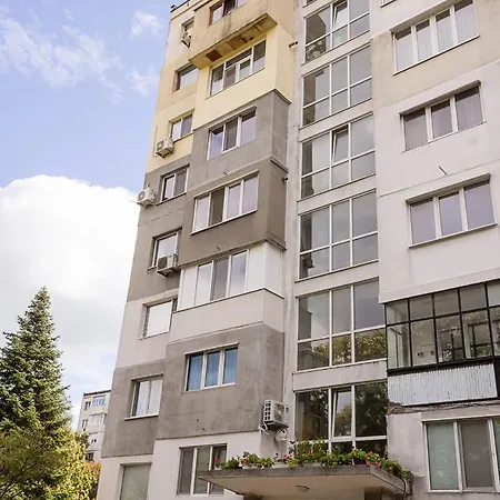 1Bd Sea Garden Retreat With Dedicated Workspace By Flat Mаnager Varna Exterior photo